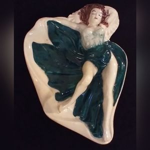Vintage 1950s Ashtray/Tray Sexy/Risqué/Boudoir Holland Mold Pinup Girl Brunette